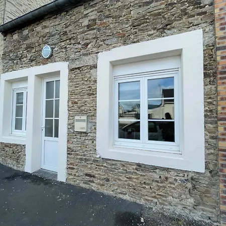 Maison De En Pierres *